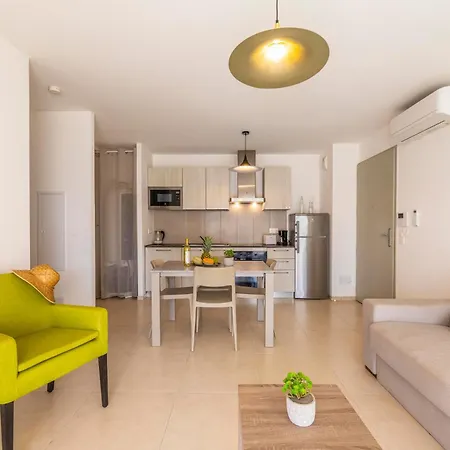 A Marina Aparthotel *