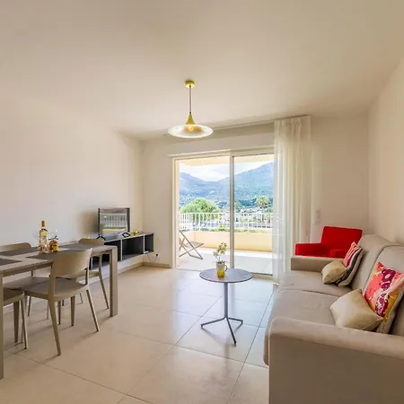 A Marina Lumio (Corsica)