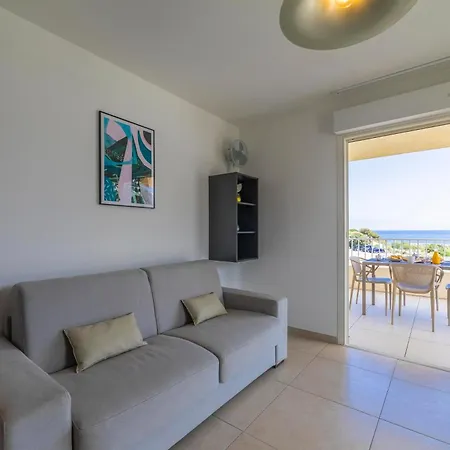 Apartahotel A Marina