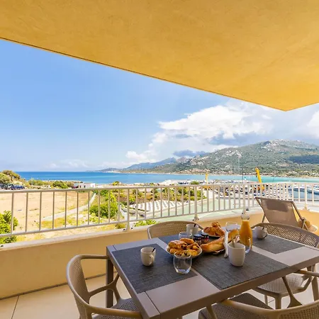 A Marina Aparthotel