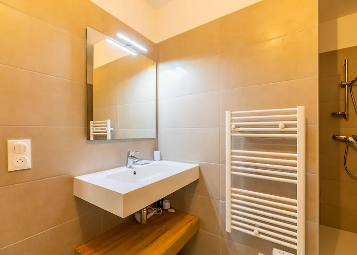 A Marina Aparthotel Lumio (Corsica)