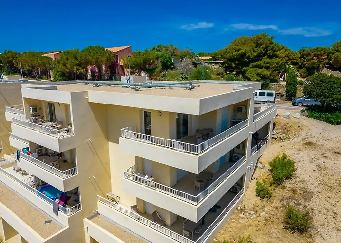 A Marina Lumio (Corsica)